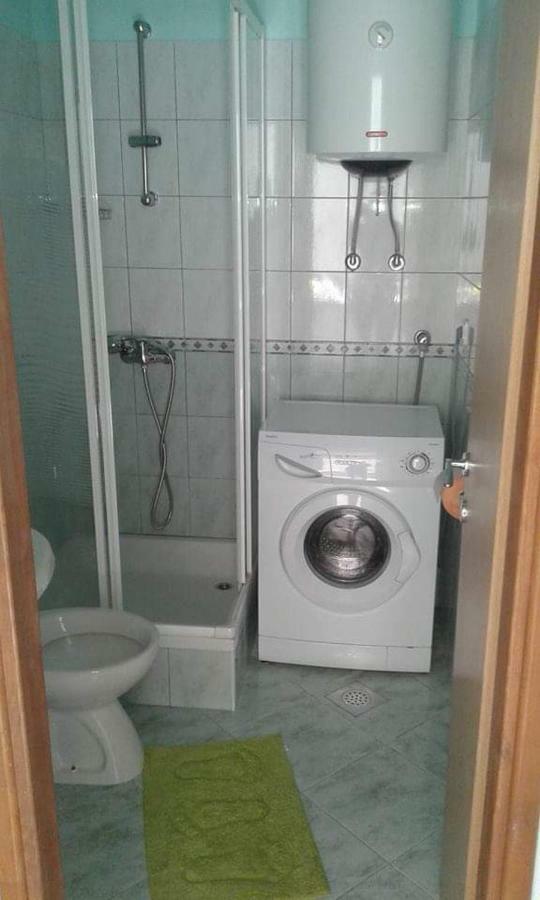 אומיס Apartmani Maruncic מראה חיצוני תמונה