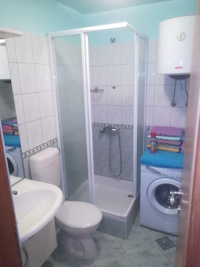 אומיס Apartmani Maruncic מראה חיצוני תמונה