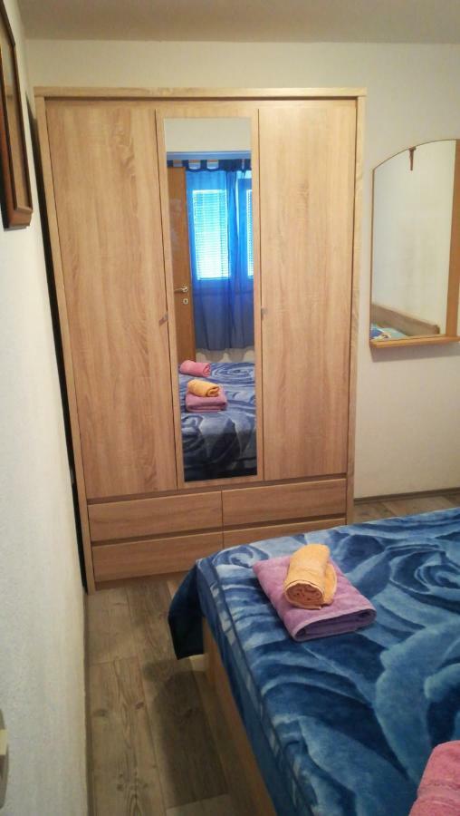 אומיס Apartmani Maruncic מראה חיצוני תמונה